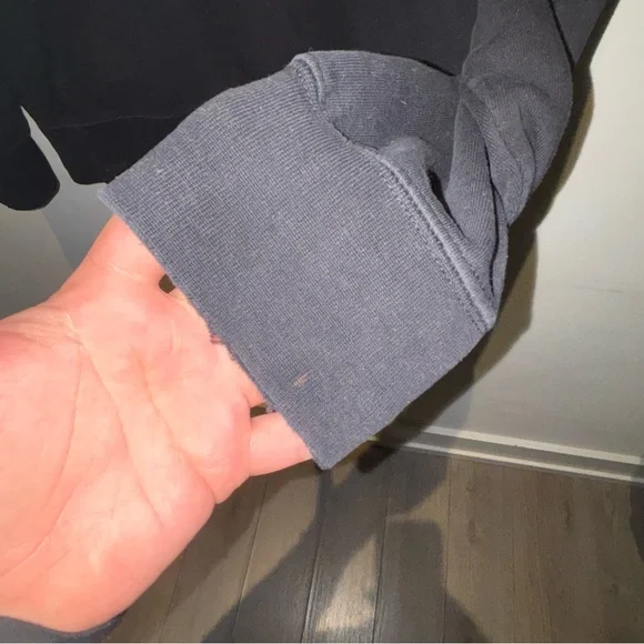 Vintage Stussy Men's Large crewneck - Picture 3 of 5